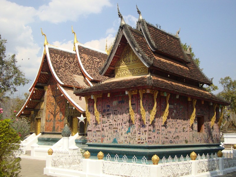 Laos Travel Guide