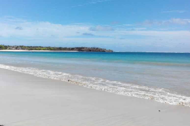 Beautiful relaxing white sandy beach in Fiji resort