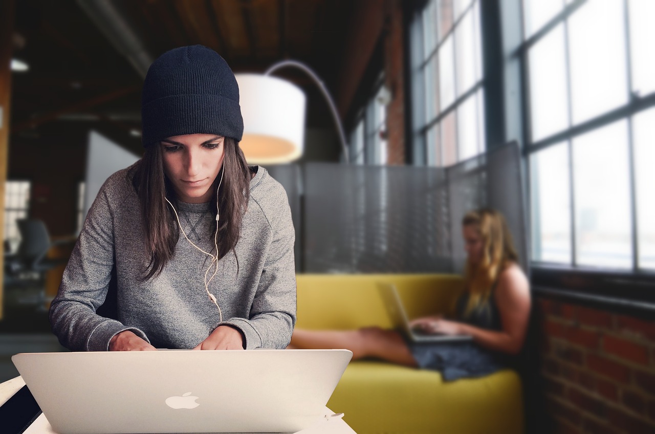 woman on laptop