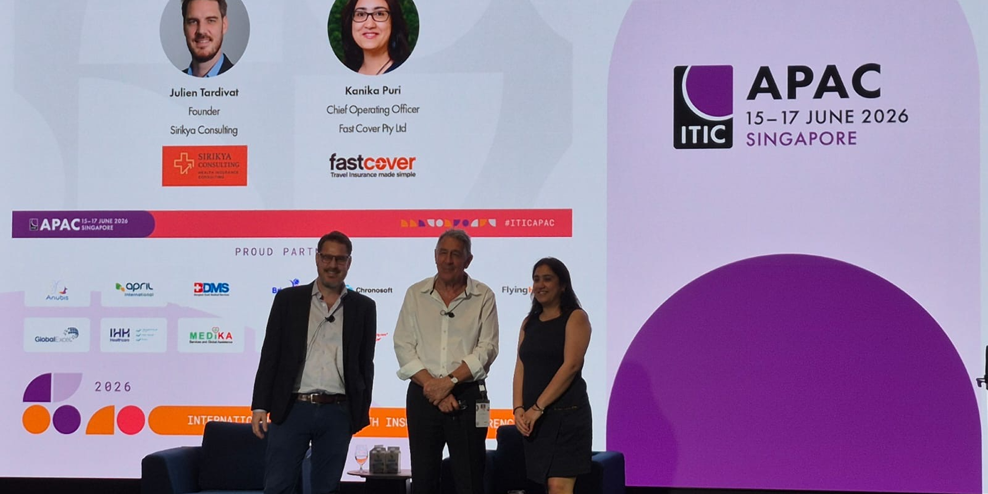 kanika puri speaking on stage